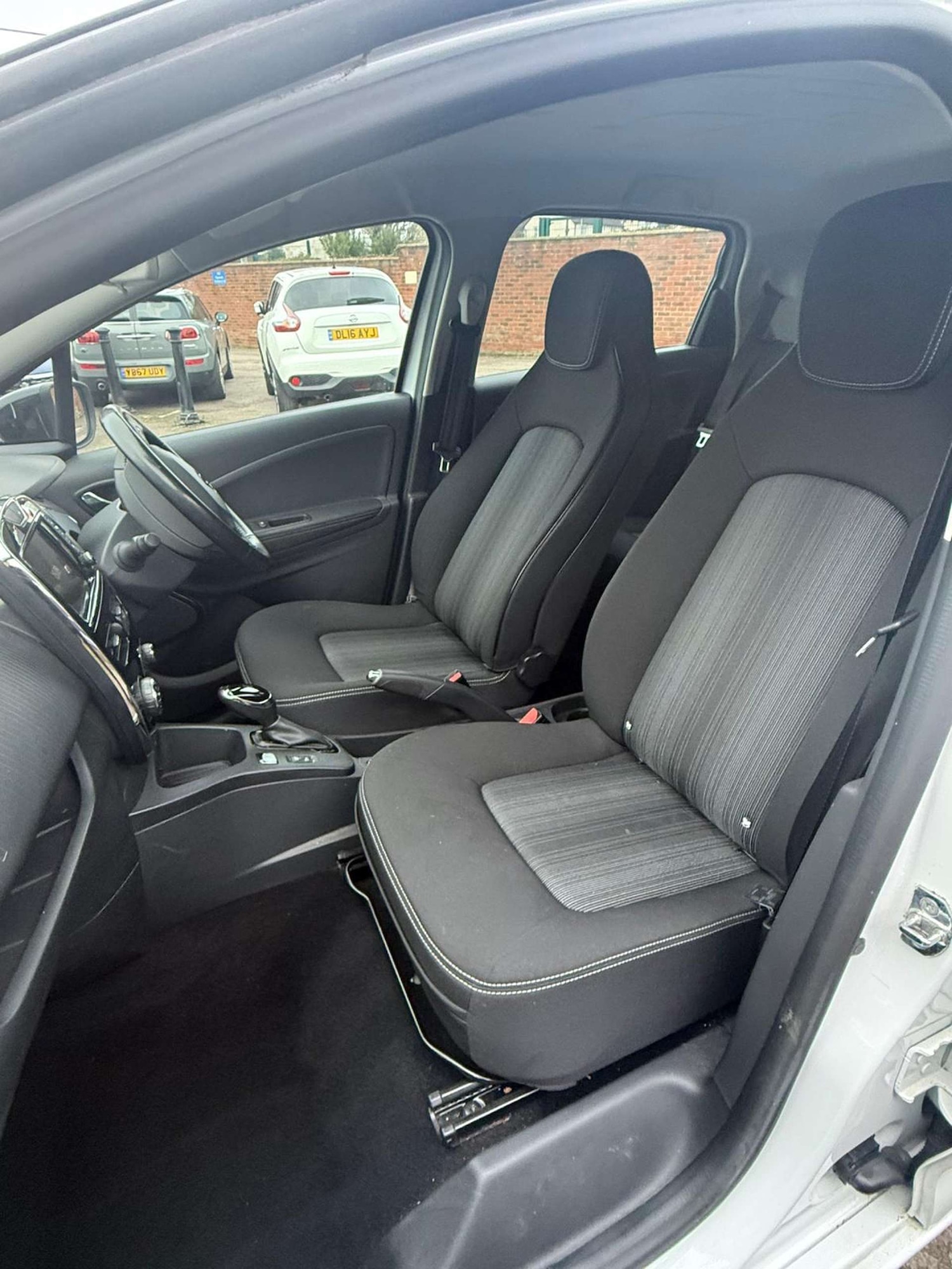 Used Renault Zoe 2019 for sale - 77328633: Photo 7