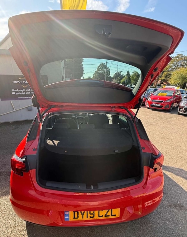 Used Vauxhall Astra 2019 for sale - 76009026: Photo 10