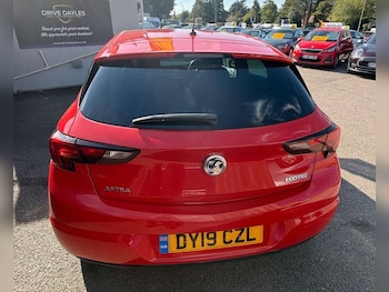 Used Vauxhall Astra 2019 for sale - 76009026: Photo 3
