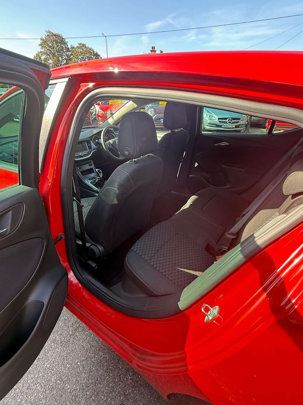 Used Vauxhall Astra 2019 for sale - 76009026: Photo 7