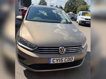 Used Volkswagen Golf SV 2015 for sale - 75594557: Photo