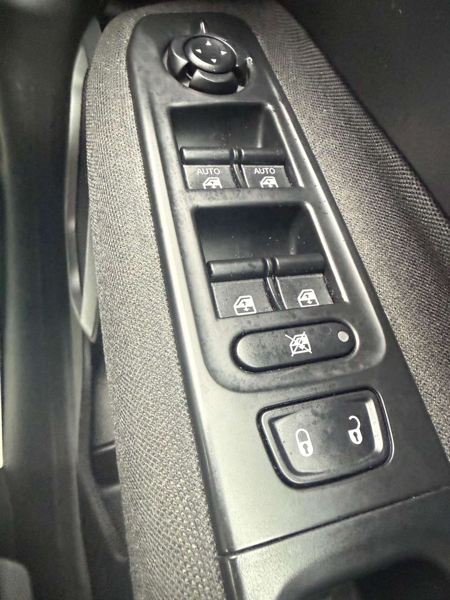 Used Jeep Renegade 2017 for sale - 77628815: Photo 30