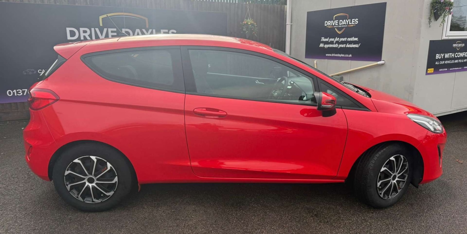 Used Ford Fiesta 2019 for sale - 76719542: Photo 2