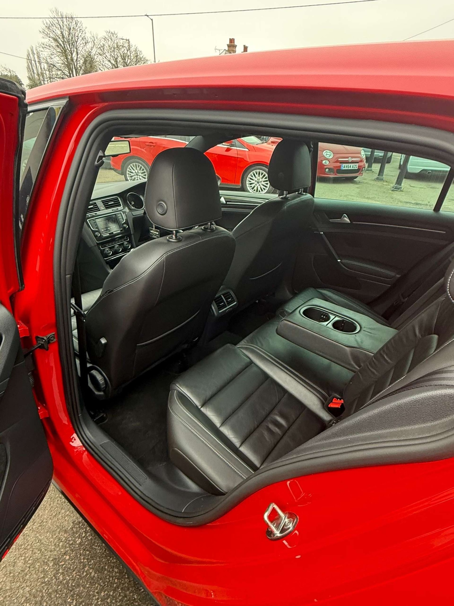 Used Volkswagen Golf 2014 for sale - 77778111: Photo 8