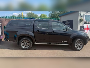 Used Isuzu D-Max 2016 for sale - 79104220: Photo