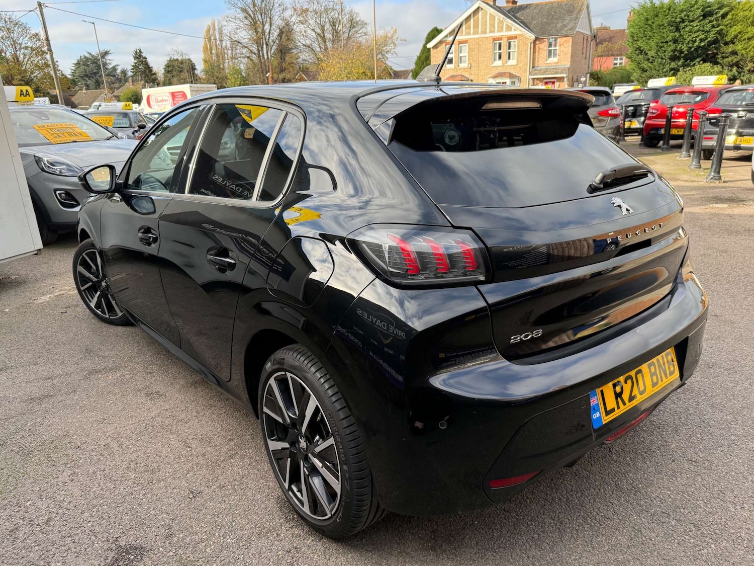 Used Peugeot 208 2020 for sale - 76519227: Photo 19