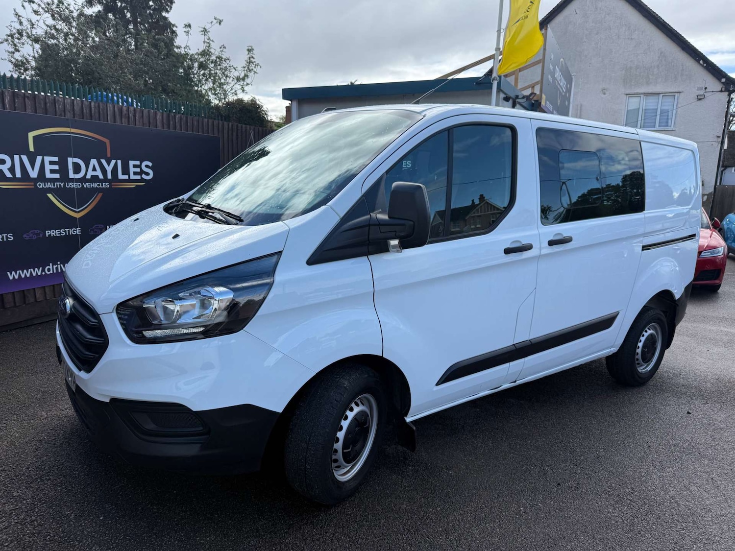 Used Ford Transit Custom 2022 for sale - 76601320: Photo 2