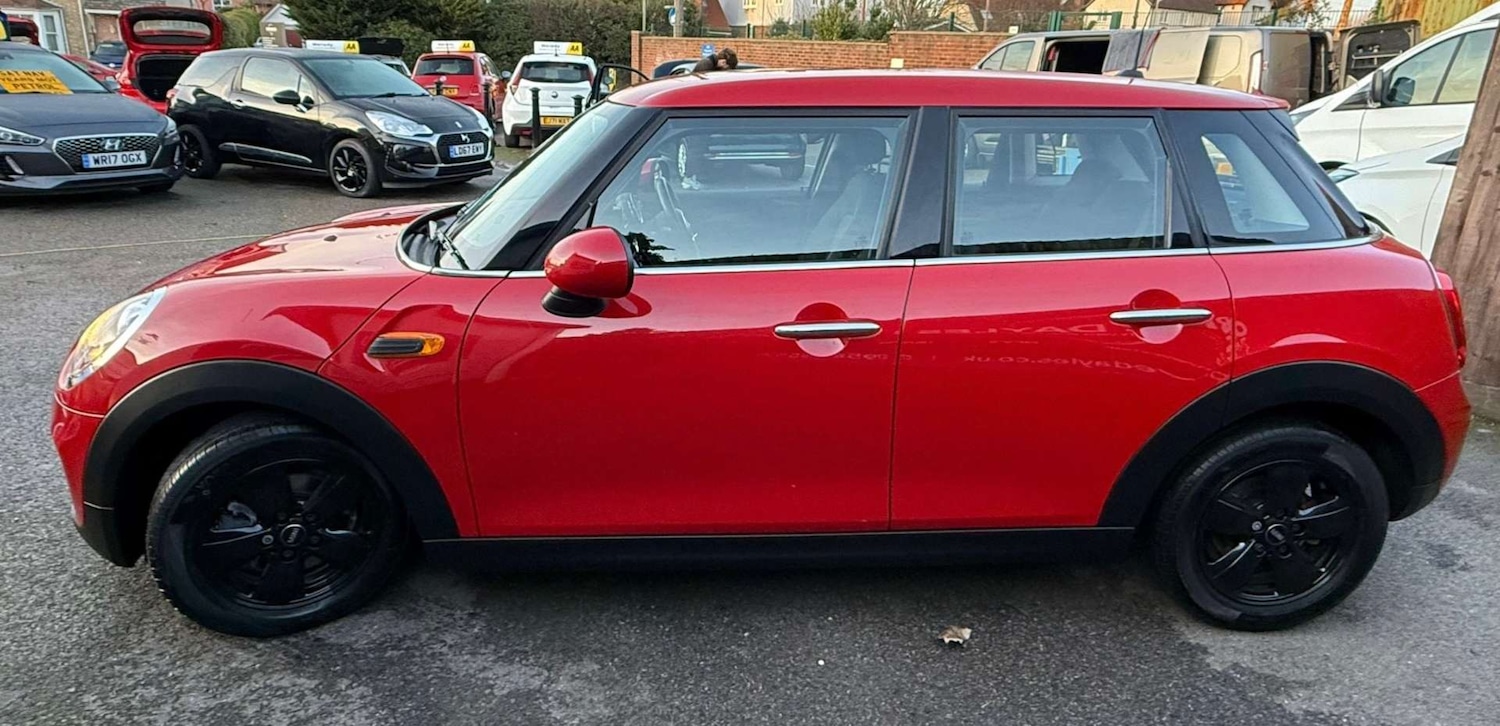 Used MINI Hatch 2017 for sale - 76934870: Photo 19