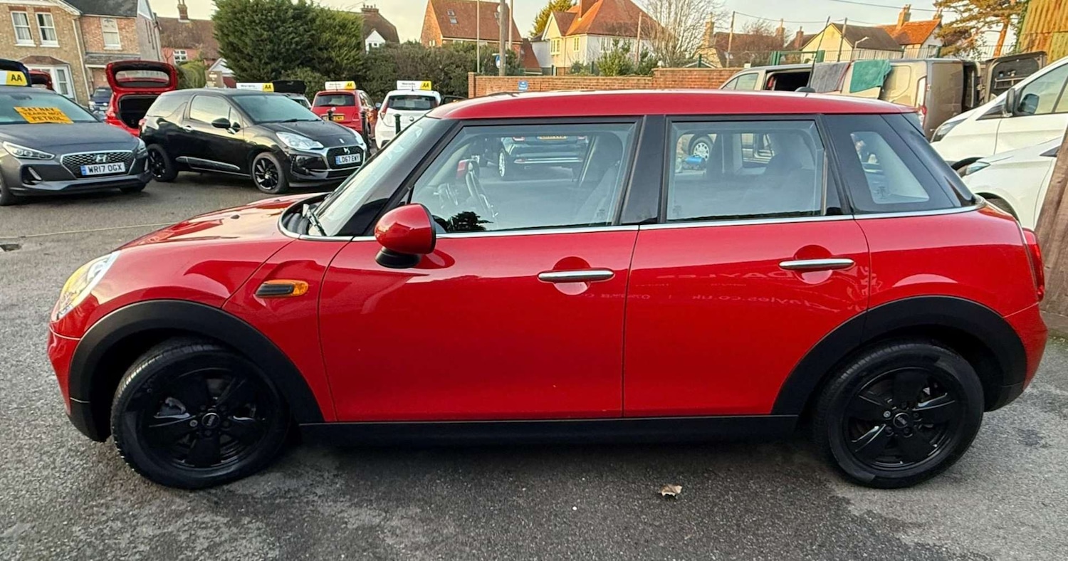 Used MINI Hatch 2017 for sale - 76934870: Photo 2