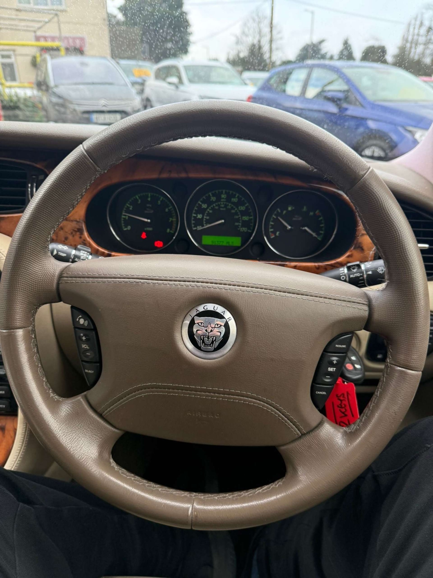 Used Jaguar XKR 2019 for sale - 78064296: Photo 14