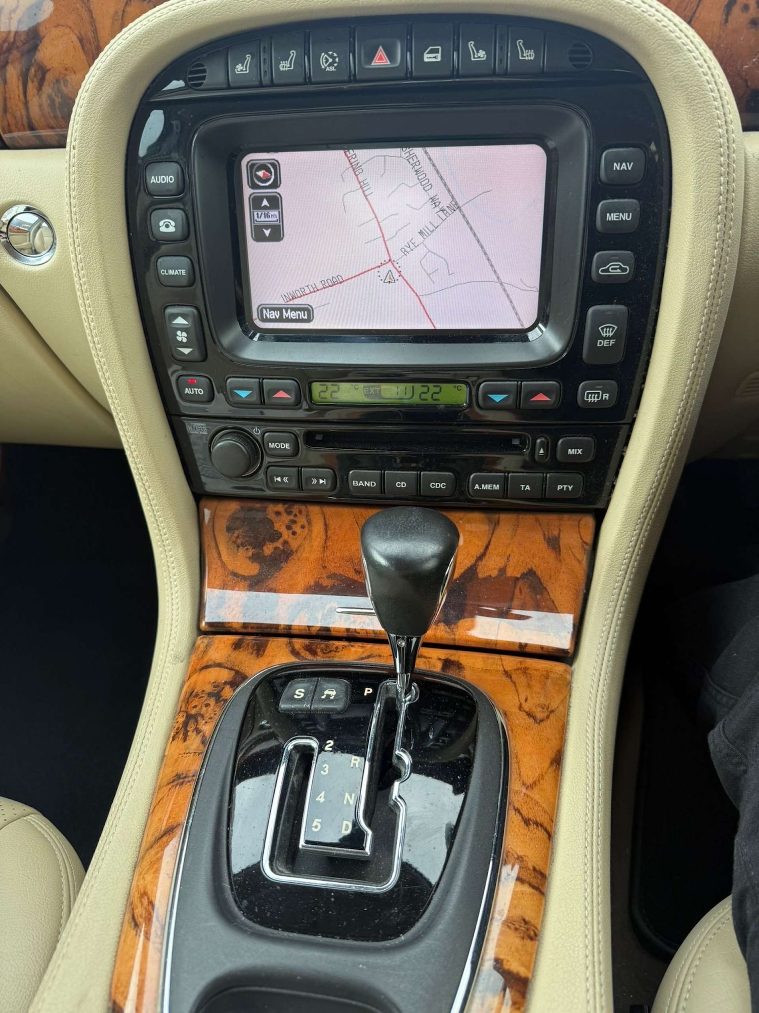 Used Jaguar XKR 2019 for sale - 78064296: Photo 21