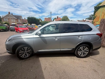 Used Mitsubishi Outlander 2018 for sale - 79058605: Photo
