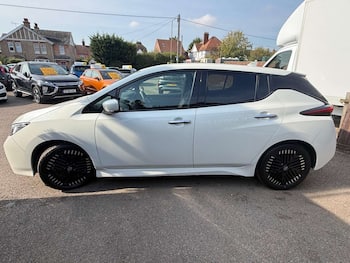 Used Nissan Leaf 2023 for sale - 79649300: Photo