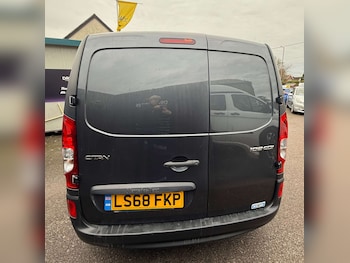 Used Mercedes-Benz Citan 2018 for sale - 76881612: Photo