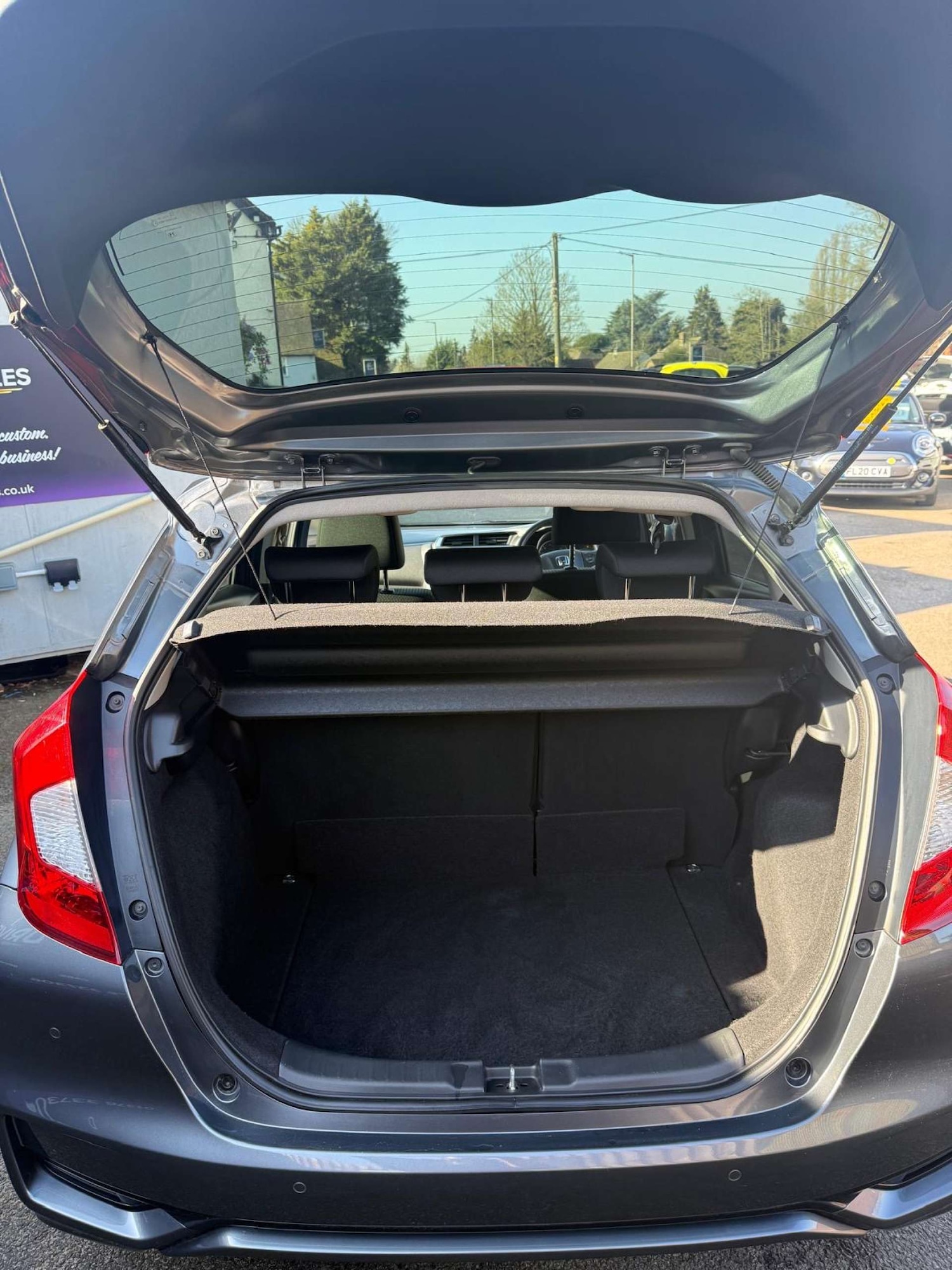 Used Honda Jazz 2018 for sale - 77762303: Photo 12