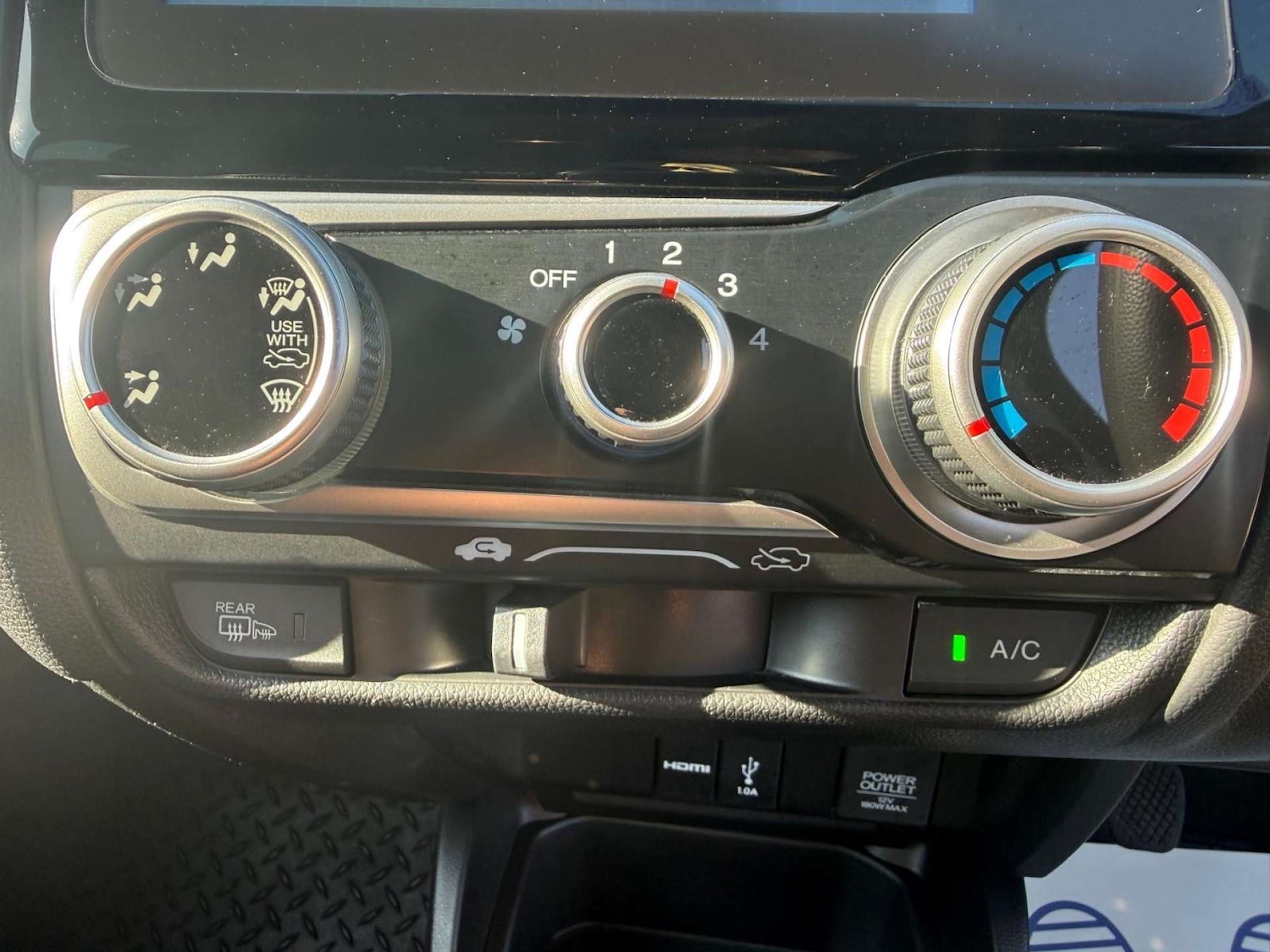 Used Honda Jazz 2018 for sale - 77762303: Photo 18