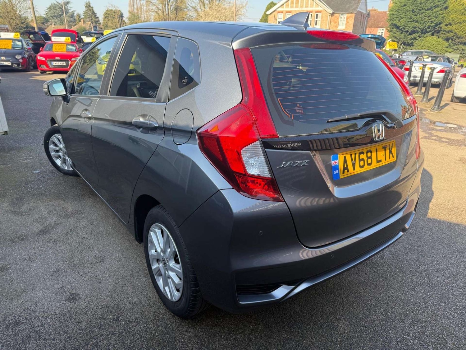 Used Honda Jazz 2018 for sale - 77762303: Photo 6