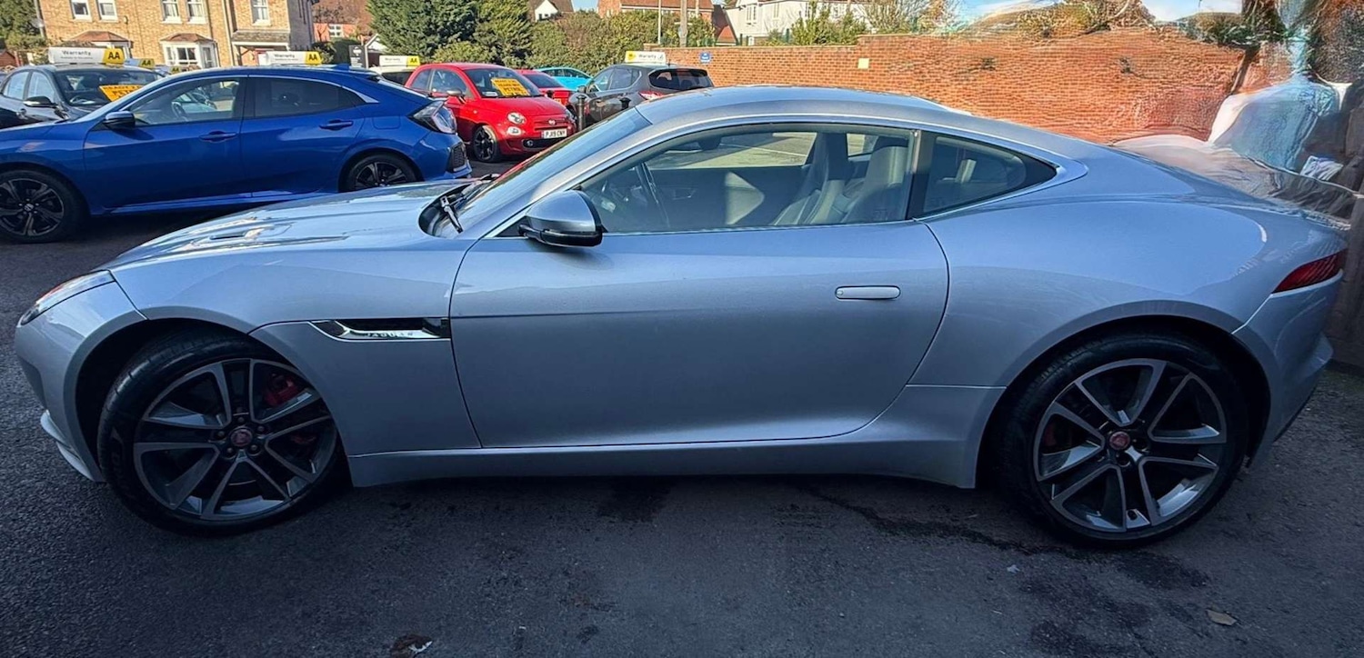 Used Jaguar F-Type 2016 for sale - 76709167: Photo 16