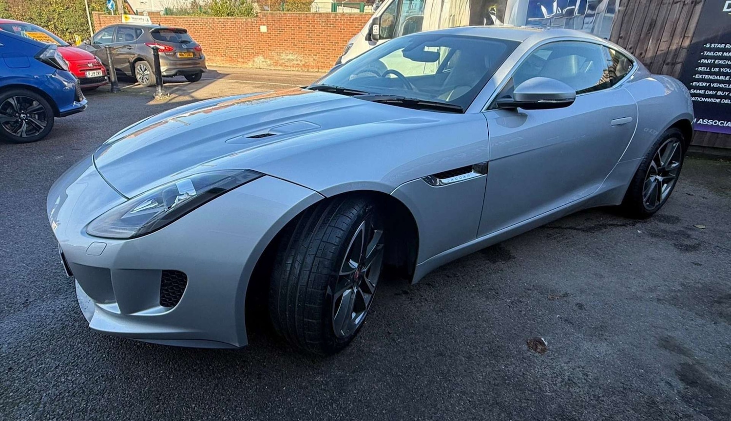 Used Jaguar F-Type 2016 for sale - 76709167: Photo 17