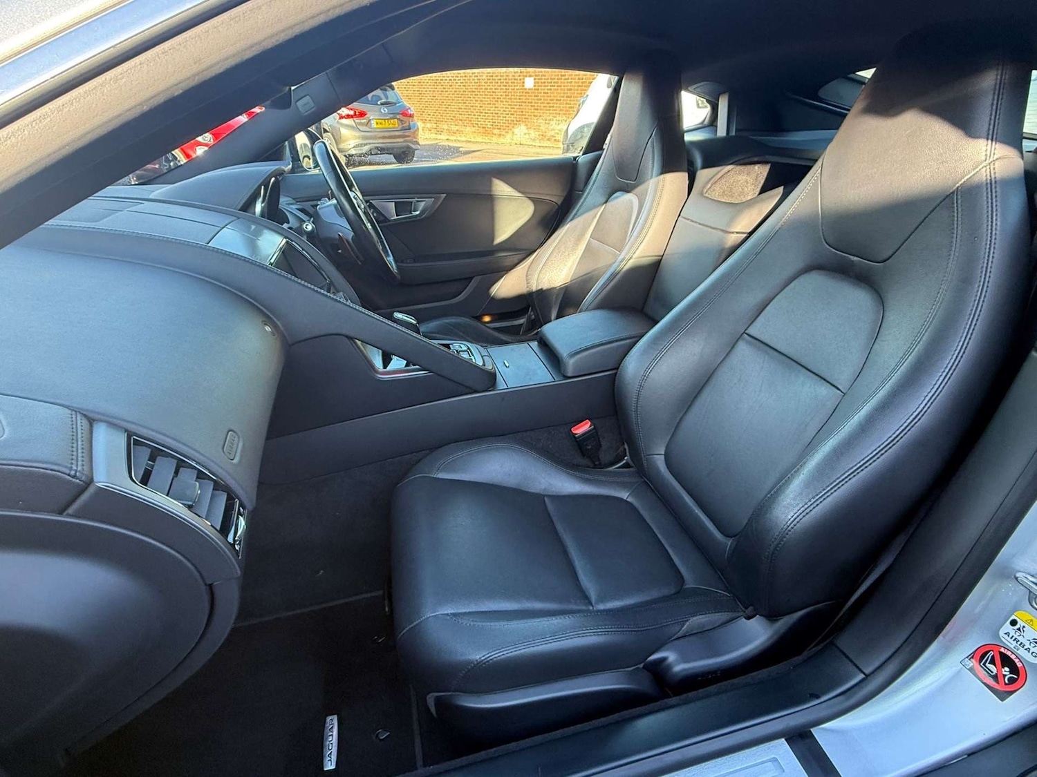 Used Jaguar F-Type 2016 for sale - 76709167: Photo 22