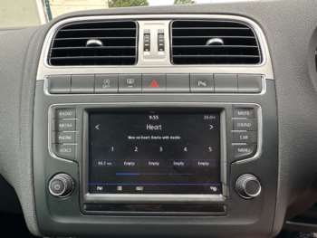 Used Volkswagen Polo 2017 for sale - 74961444: Photo