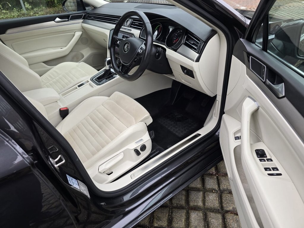 Used Volkswagen Passat 2017 for sale - 77795016: Photo 28