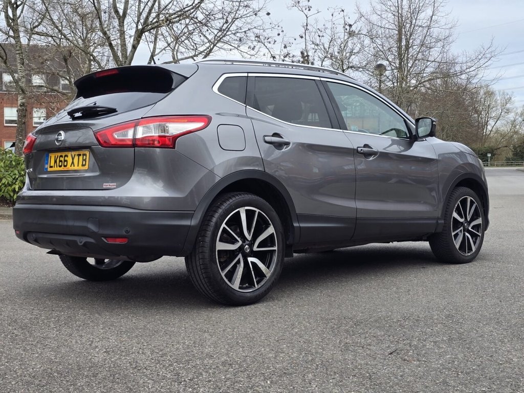 Used Nissan Qashqai 2016 for sale - 78082394: Photo 9