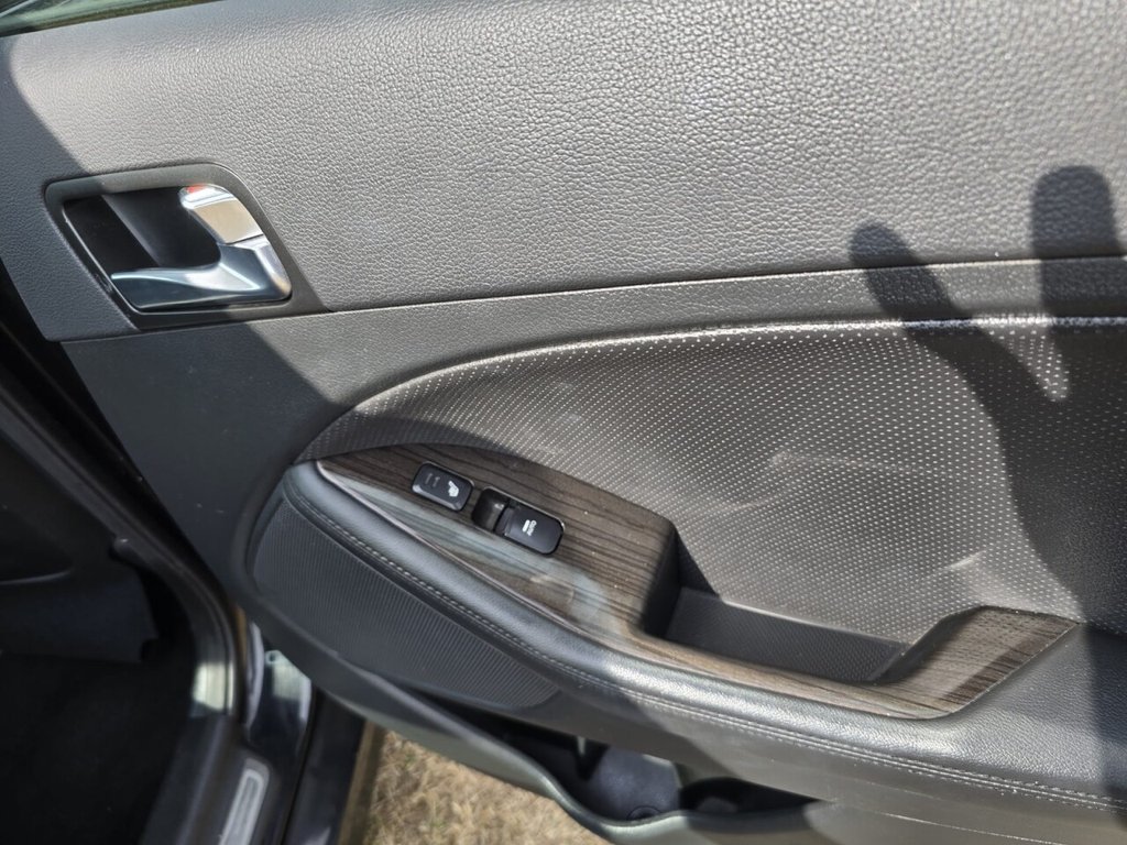 Used Kia Optima 2014 for sale - 76670527: Photo 25