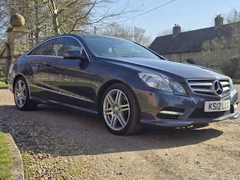 Used Mercedes-Benz E Class 2012 for sale - 77795015: Photo