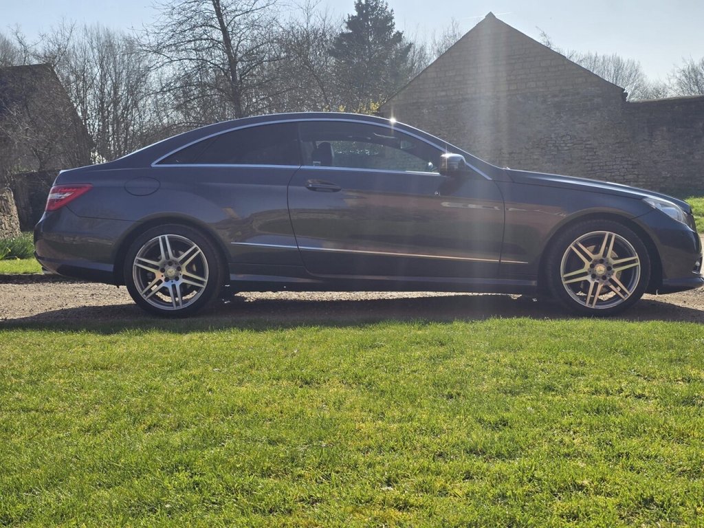 Used Mercedes-Benz E Class 2012 for sale - 77795015: Photo 3