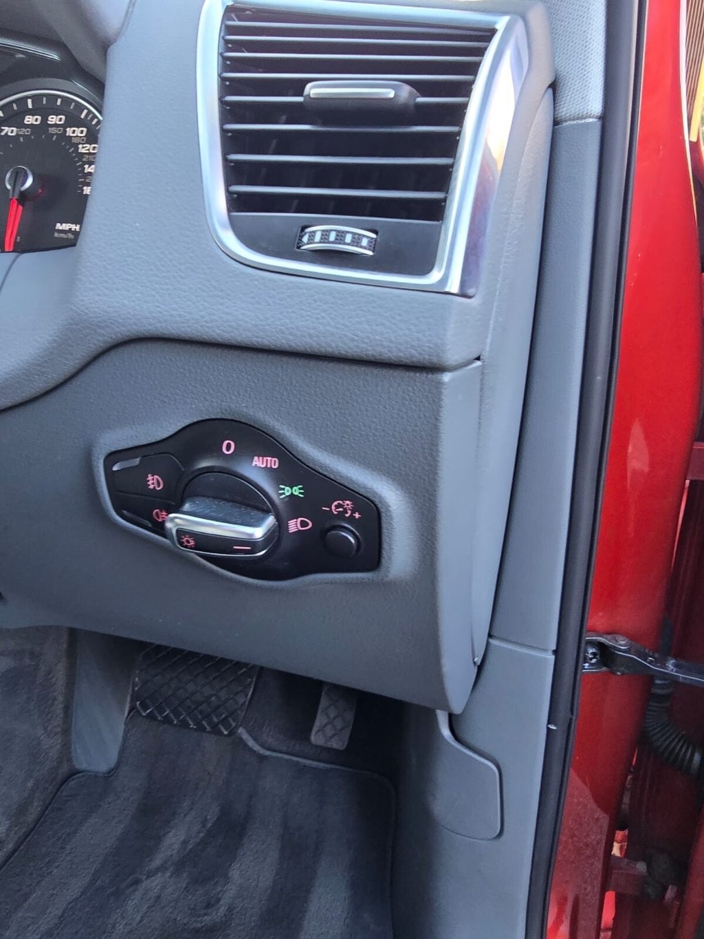 Used Audi Q5 2013 for sale - 76758720: Photo 37