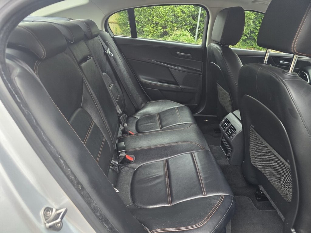 Used Jaguar XE 2015 for sale - 78044311: Photo 17