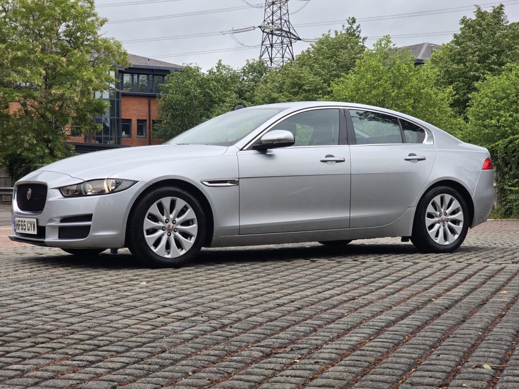 Used Jaguar XE 2015 for sale - 78044311: Photo 4