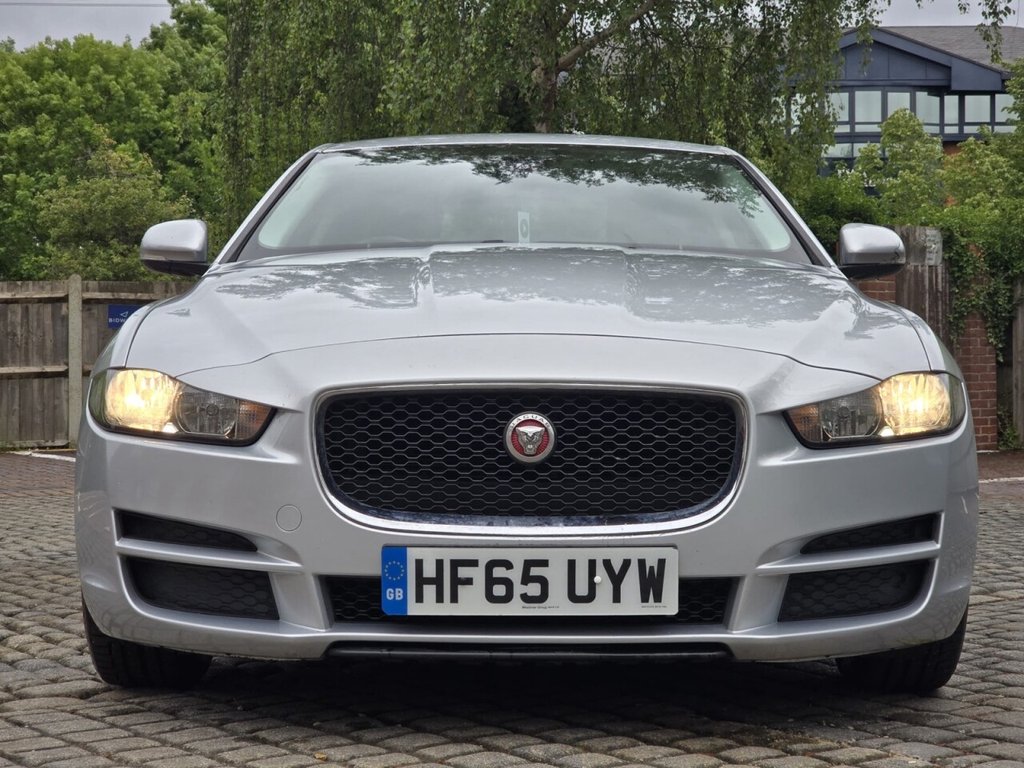 Used Jaguar XE 2015 for sale - 78044311: Photo 5