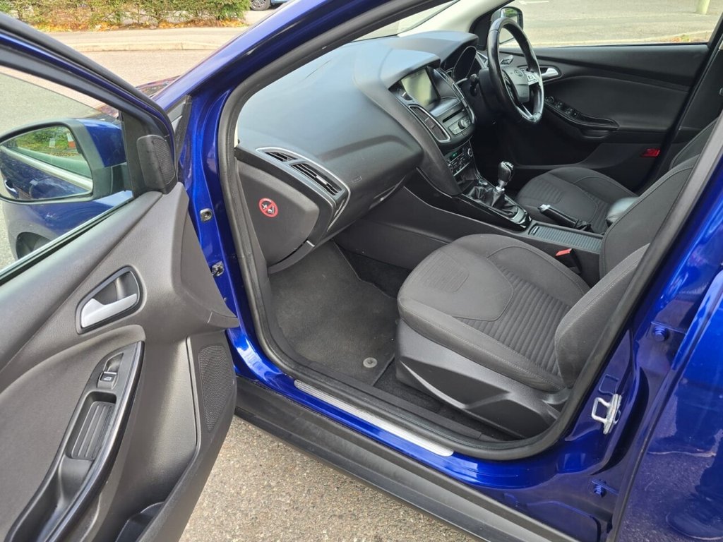 Used Ford Focus 2015 for sale - 76400502: Photo 17