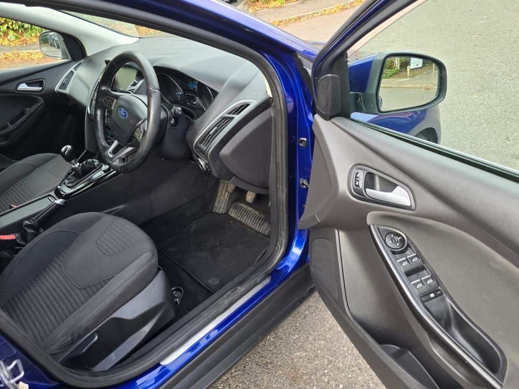 Used Ford Focus 2015 for sale - 76400502: Photo 25