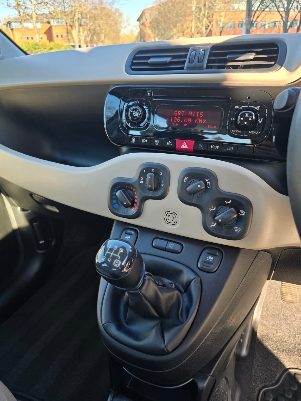 Used Fiat Panda 2015 for sale - 76754552: Photo 22