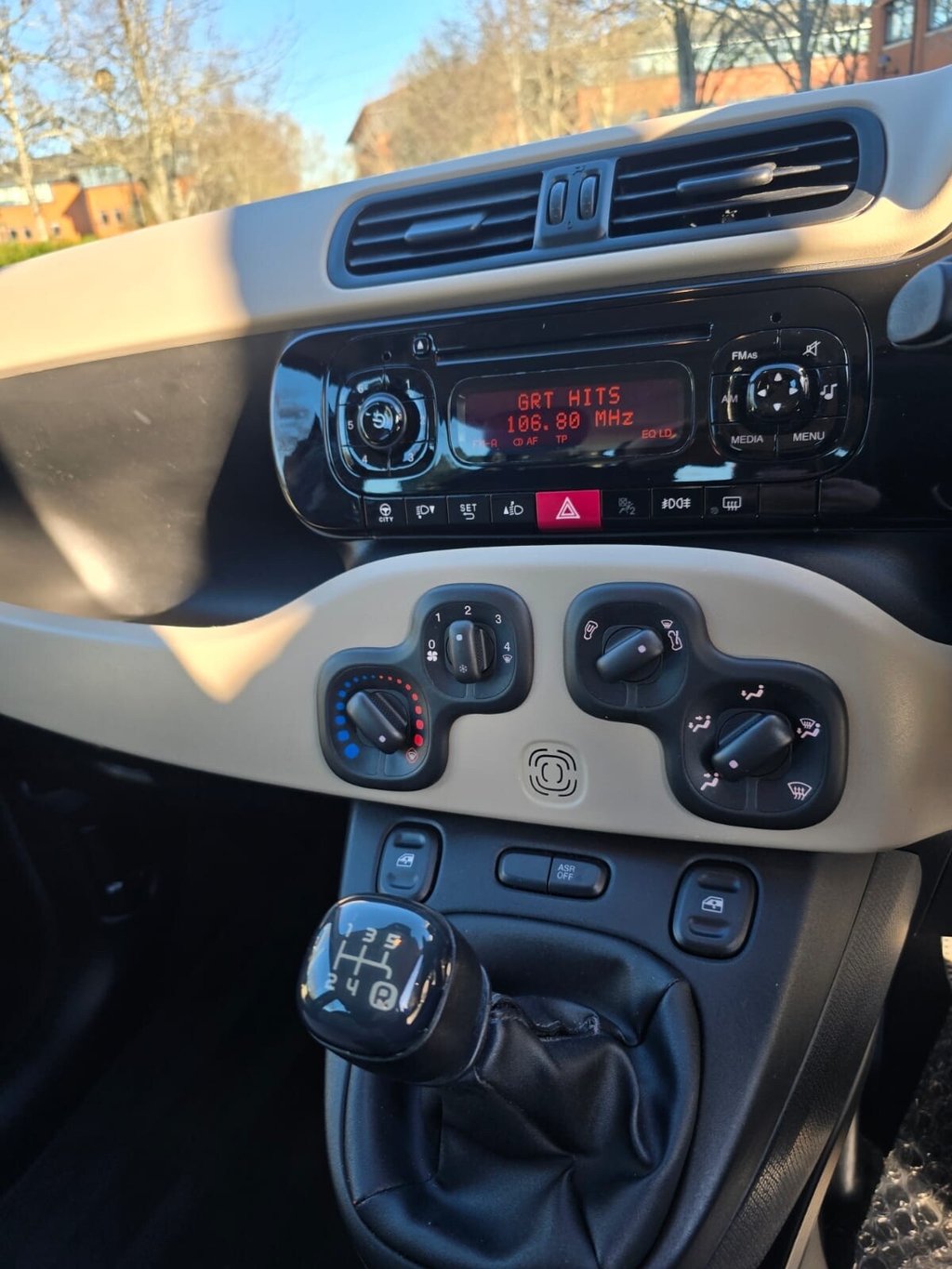 Used Fiat Panda 2015 for sale - 76754552: Photo 23