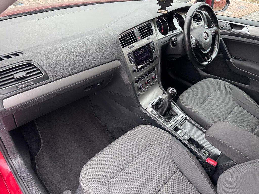 Used Volkswagen Golf 2014 for sale - 76927620: Photo 25