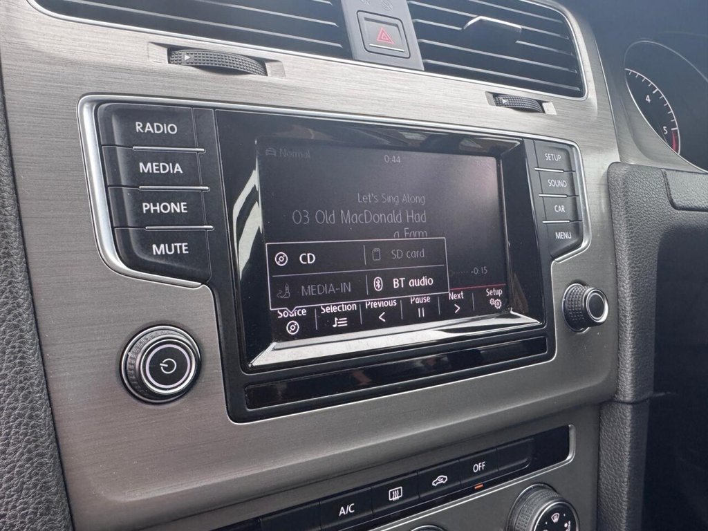 Used Volkswagen Golf 2014 for sale - 76927620: Photo 27