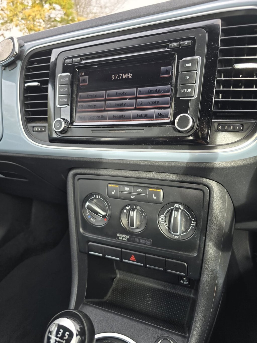 Used Volkswagen Beetle 2012 for sale - 77007071: Photo 28