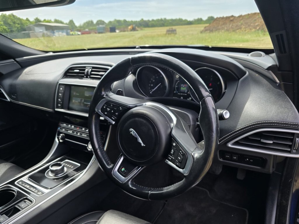 Used Jaguar XE 2017 for sale - 78044250: Photo 24