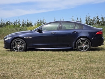 Used Jaguar XE 2017 for sale - 78044250: Photo