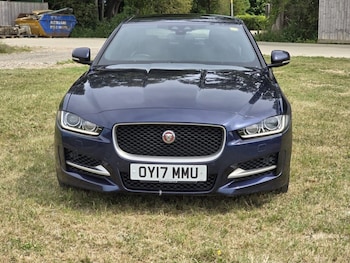 Used Jaguar XE 2017 for sale - 78044250: Photo