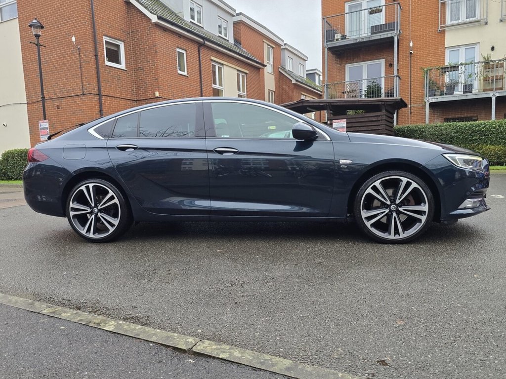 Used Vauxhall Insignia 2017 for sale - 77360055: Photo 10
