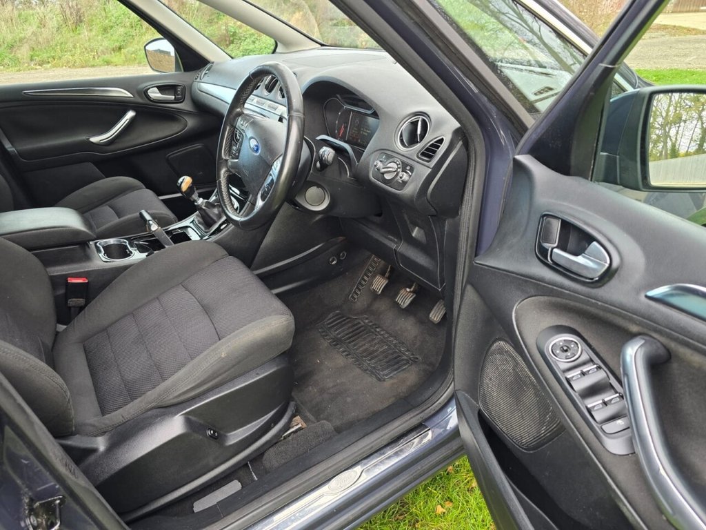 Used Ford S-Max 2011 for sale - 76400470: Photo 18