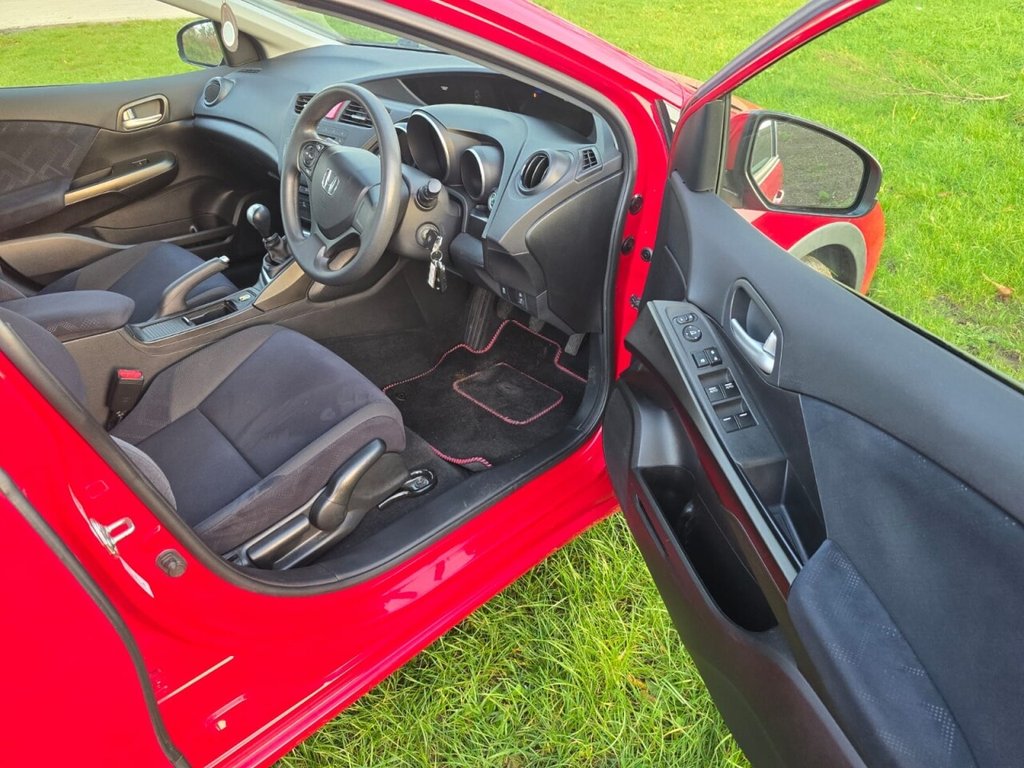 Used Honda Civic 2013 for sale - 76923765: Photo 19