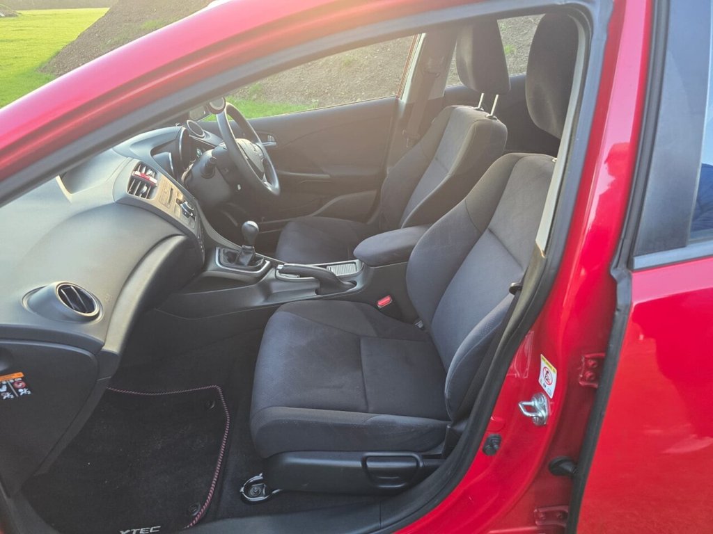 Used Honda Civic 2013 for sale - 76923765: Photo 26