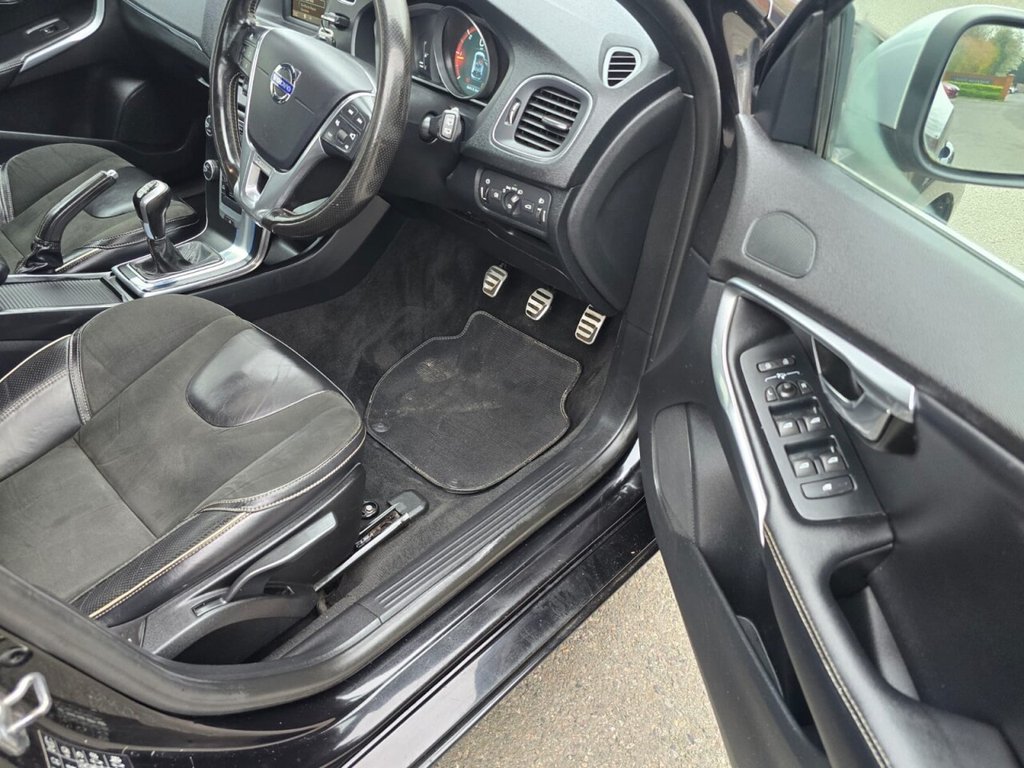 Used Volvo V40 2016 for sale - 78061880: Photo 18