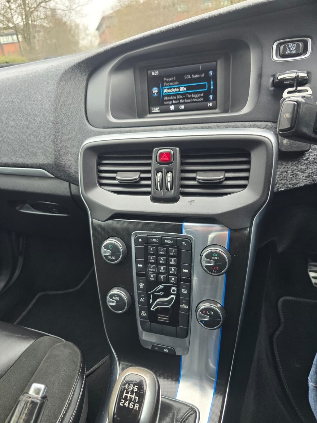 Used Volvo V40 2016 for sale - 78061880: Photo 21